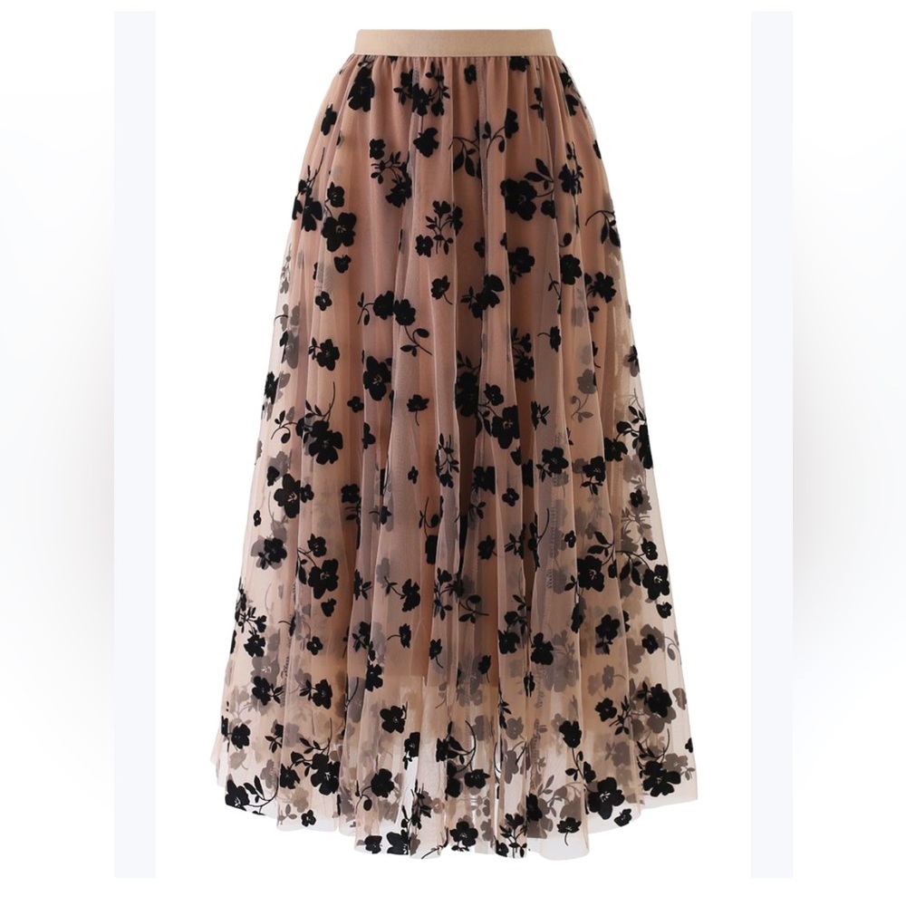 3D POSEY-DOUBLE LAYERED tulle  SKIRT IN CARAMEL Chicwish Floral